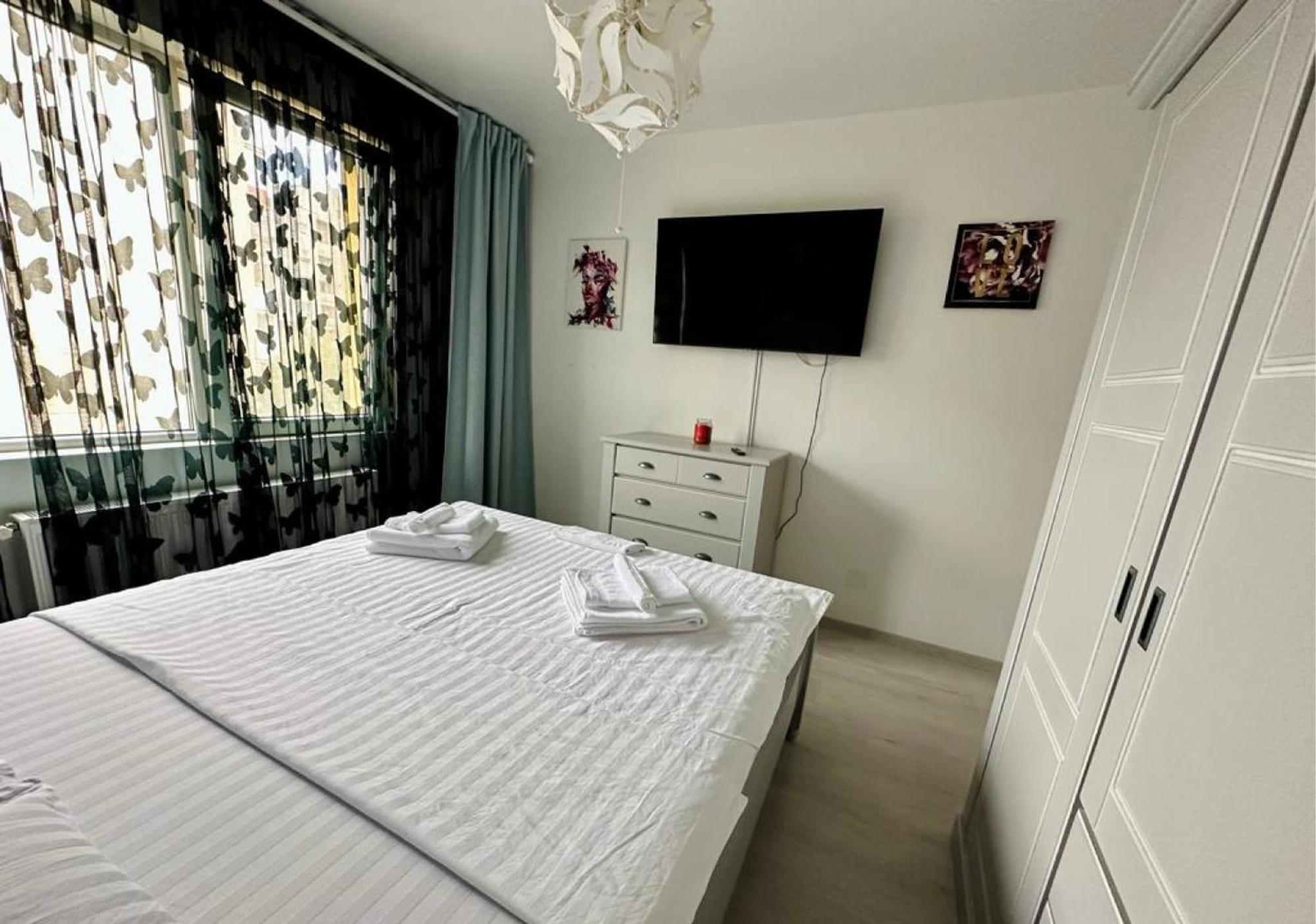 National Arena Apartment Boekarest Buitenkant foto
